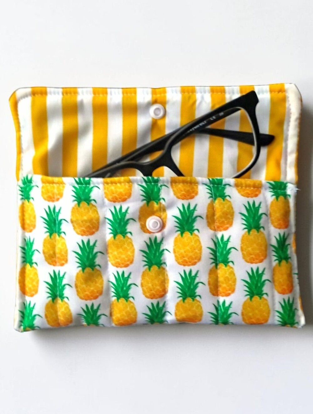 Handmade Quilted Pineapple Glasses Case